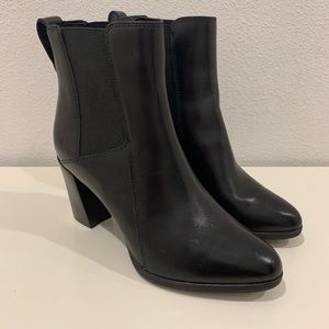 Clark’s Artisan Black Leather Boots